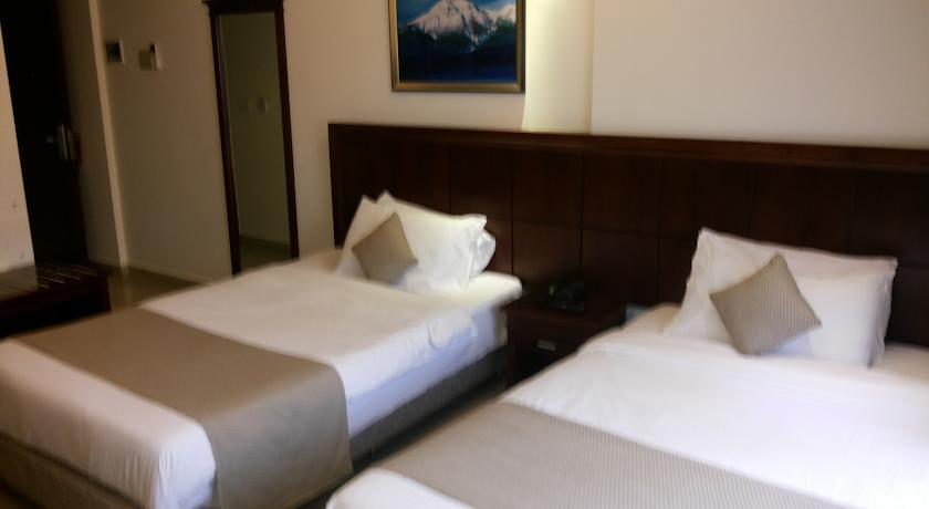 Midtown Hotel & Suites Бейрут Экстерьер фото