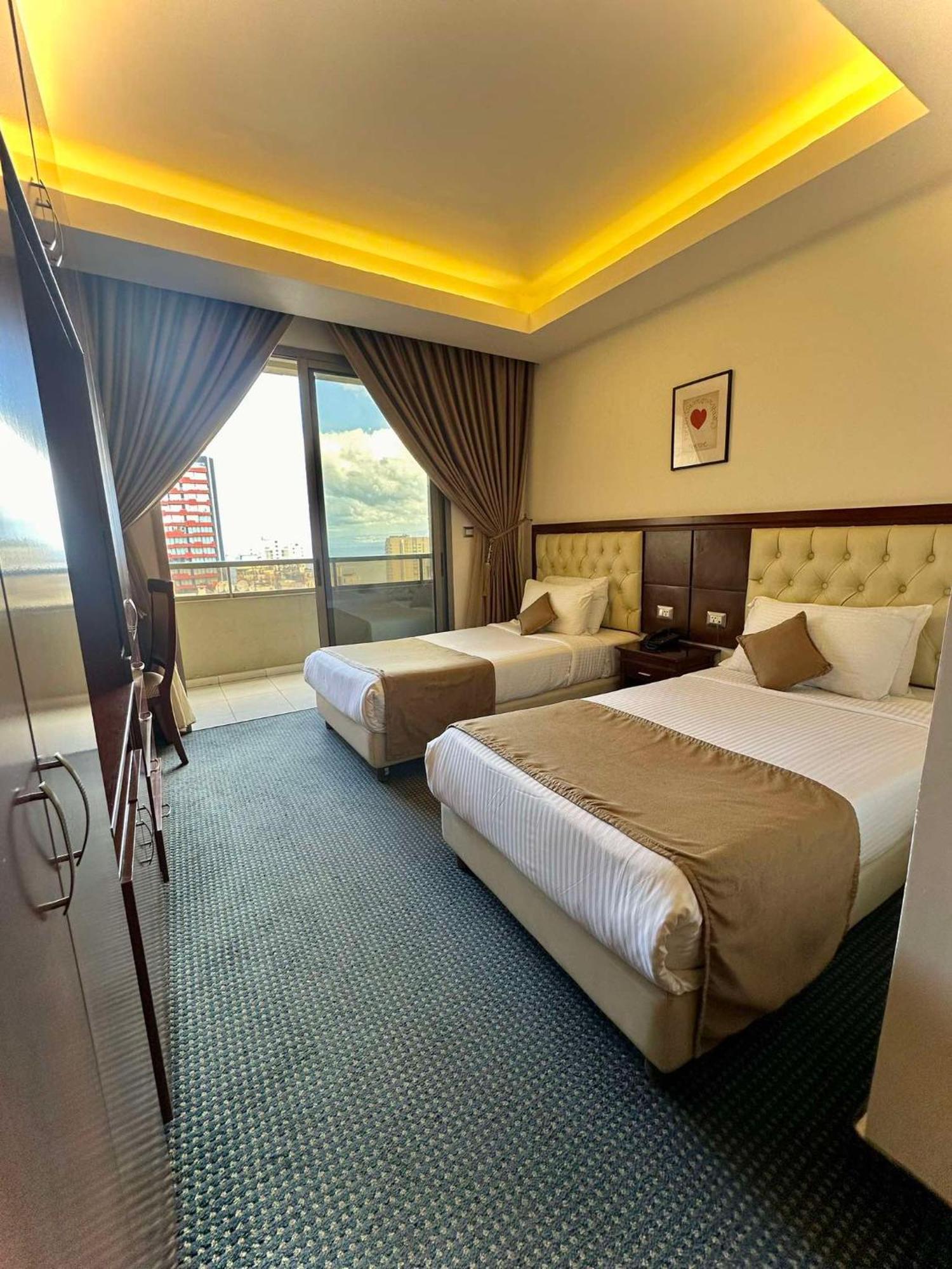 Midtown Hotel & Suites Бейрут Экстерьер фото