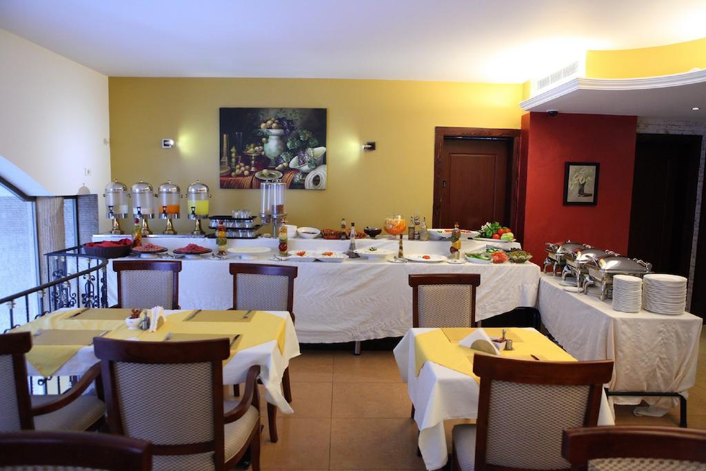 Midtown Hotel & Suites Бейрут Экстерьер фото